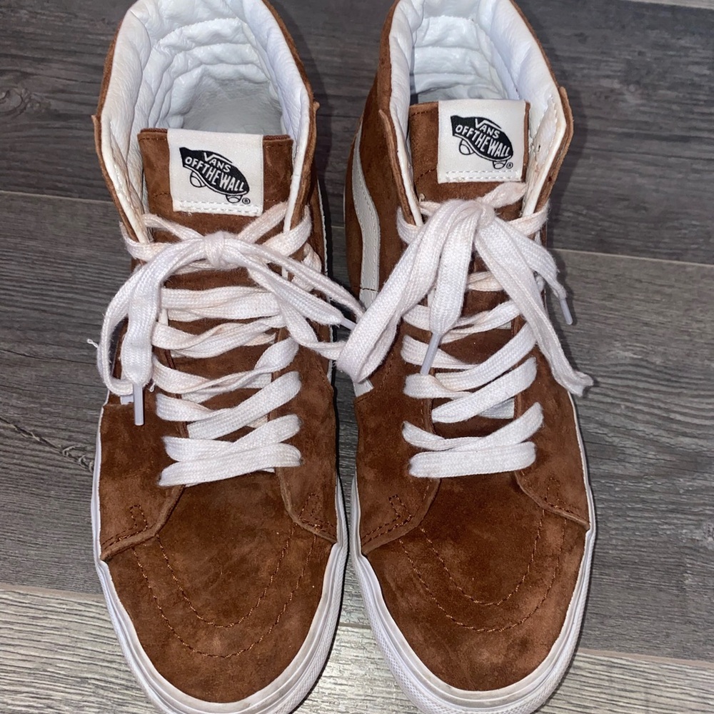 pig suede brown sk8-hi vans